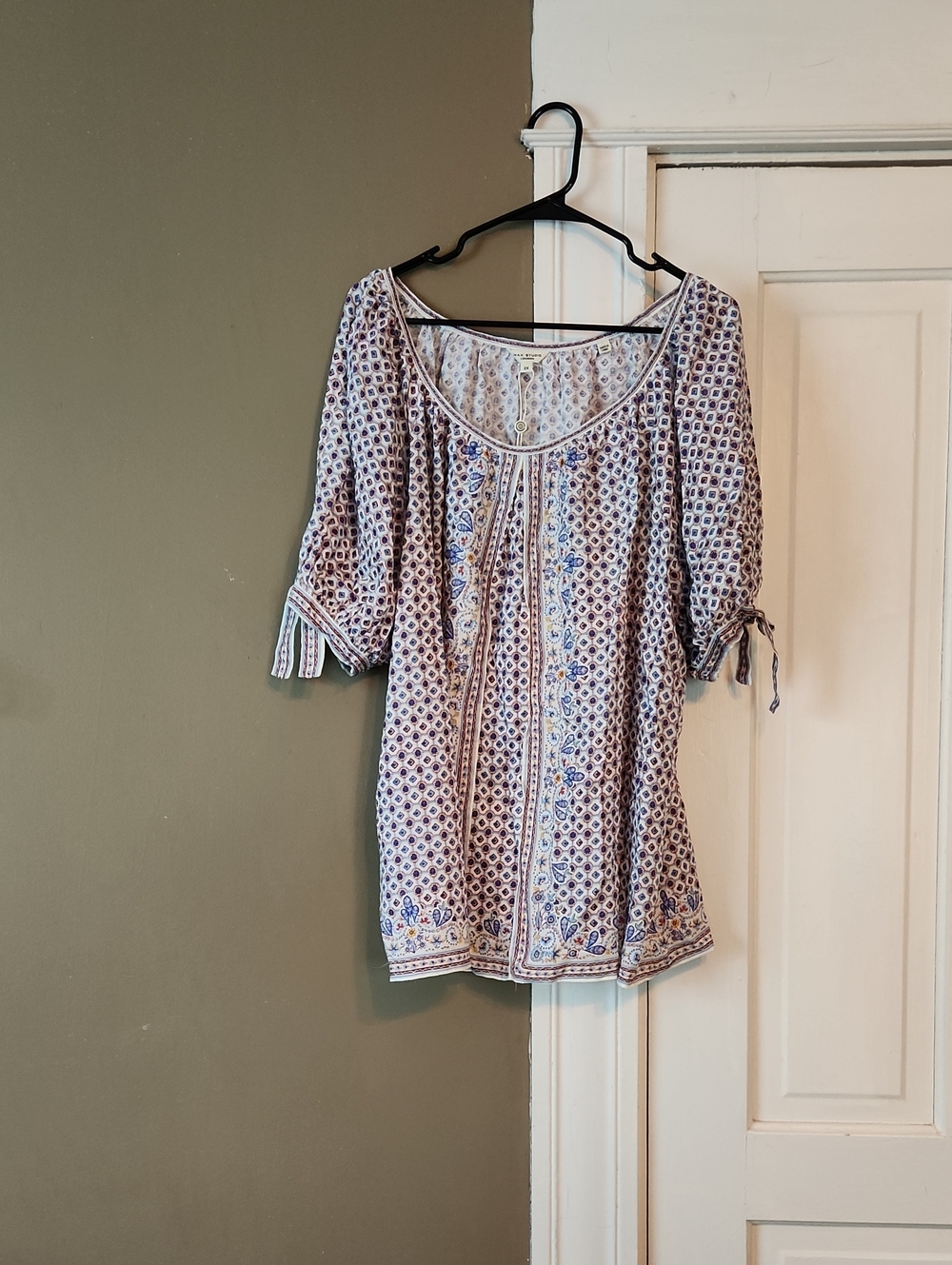 Max Studio Blue and White Floral Peasant Blouse